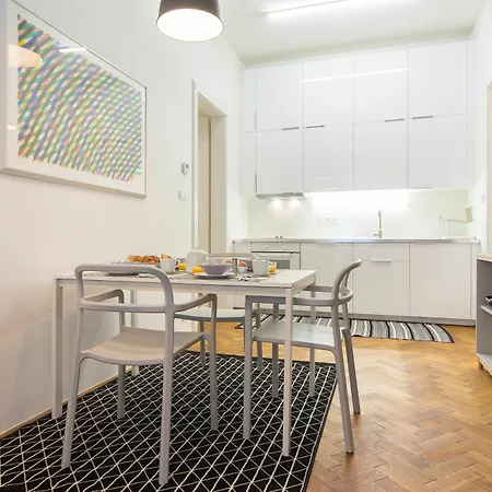 Apartment Stylish Modern With Gym&sauna