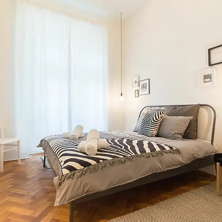 Apartment Stylish Modern With Gym&sauna